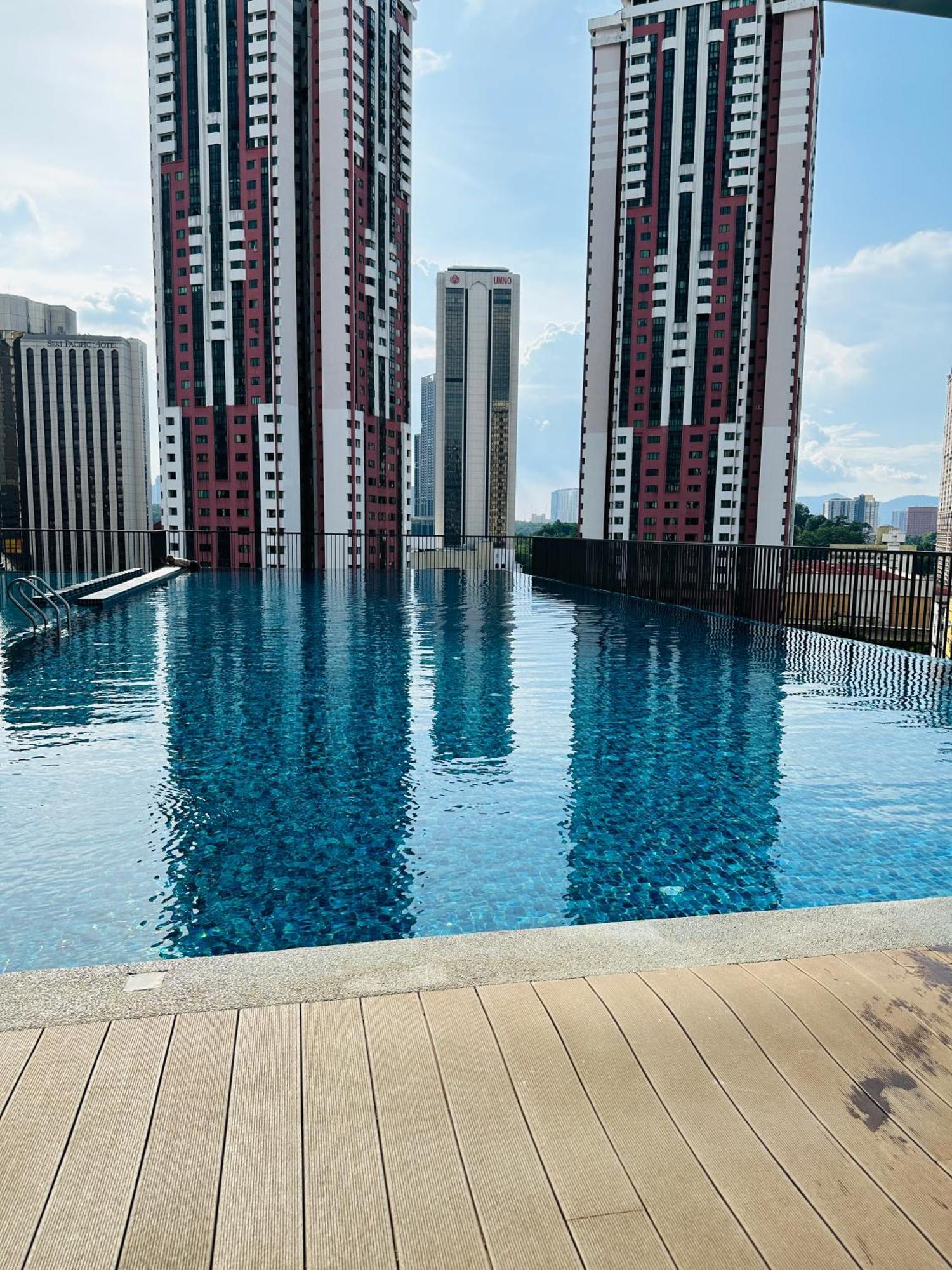 Chamber Klcc By Hibernate Apartment
